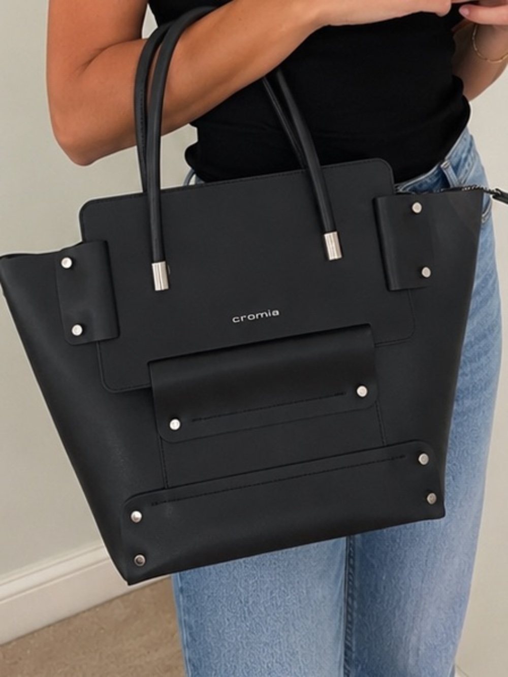 Cromia Italian Leather Black Tote Bag with Detachable Strap